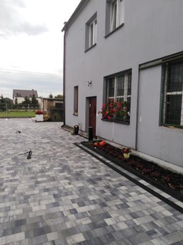 Pod Kogucikiem Aparthotel Krzyzanowice Bagian luar foto